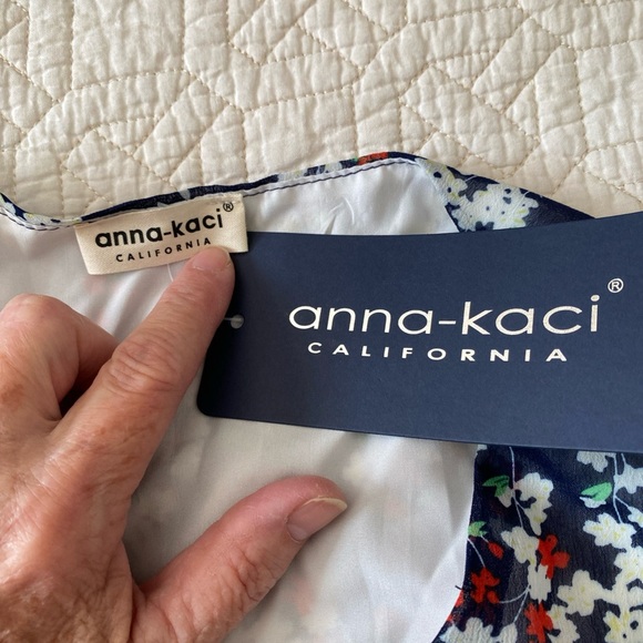 NWT Anna-Kaci Floral Print Navy Dress M fully lines V neck cap sleeves - Picture 4 of 13